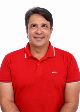 Retrato de ROSTAND NEGROMONTE