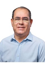 Retrato de MANO MEDEIROS