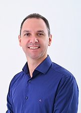Retrato de DR ELTON MARTINS